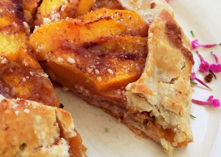 How to Make Speedy Peach Galette