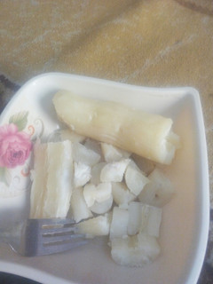 A picture of Boiled cassava.