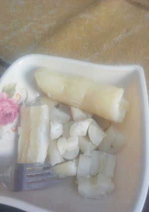 A picture of Boiled cassava.