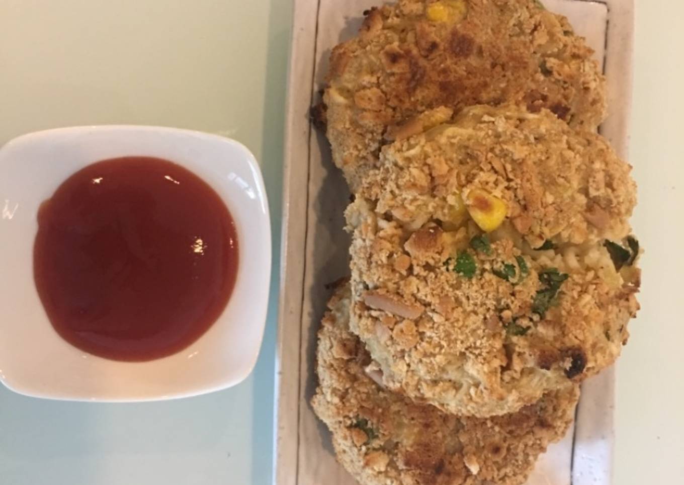 Instant noodle cutlet/burger