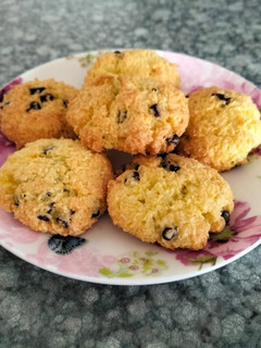 Foto di Biscotti al cocco e gocce di cioccolato
