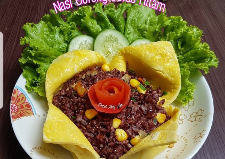 123. Nasi Goreng Beras Hitam