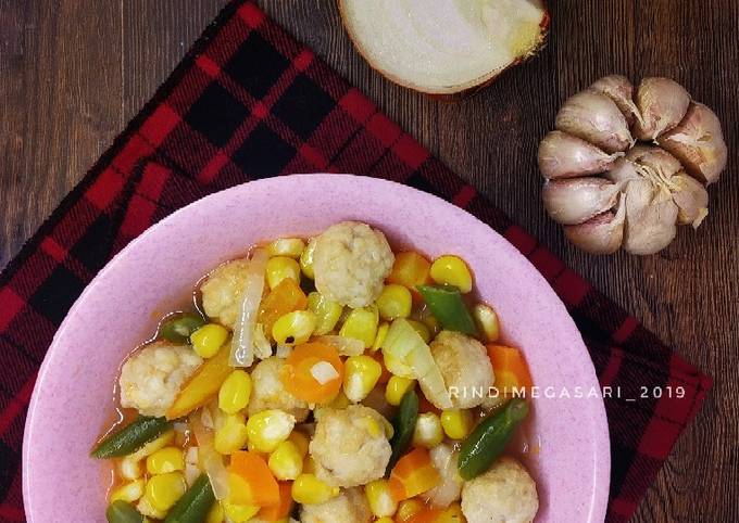 Standar Resep buat 155. Baso Ayam Masak Jagung  sempurna