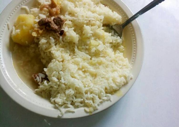 Recipe of Super Quick Homemade Boiled Rice with Stewed Potatoes and meat