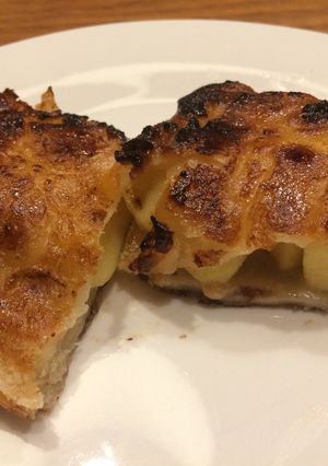 Almás batyu leveles tésztából recept fotója
