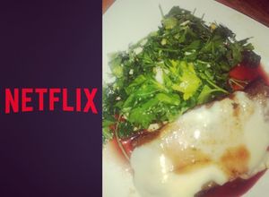 Una foto de Bife de lomo gratinado con ensalada de perejil y huevo