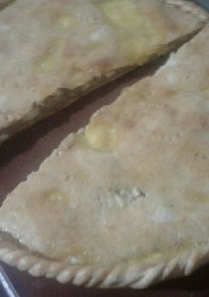 Una foto de Tarta de atún con masa casera
