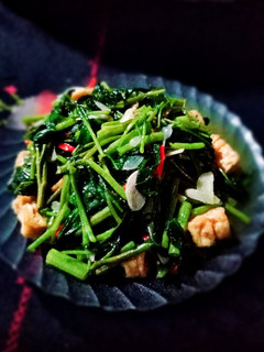 Foto resep Tumis Kangkung Tahu