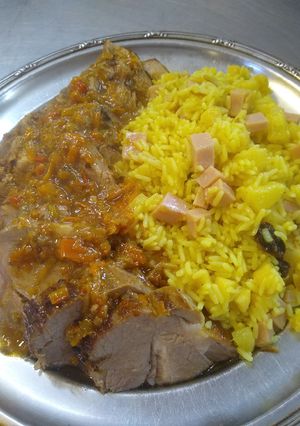 Una foto de Bondiola con arroz al curry