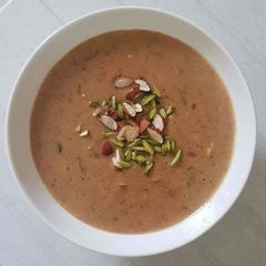 A picture of Punjabi besan ki kheer.