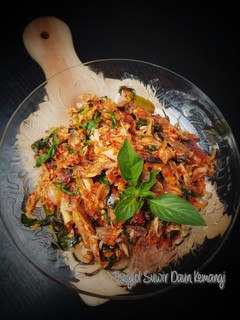 Foto resep Tongkol Suwir Daun Kemangi