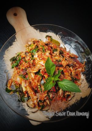 Foto resep Tongkol Suwir Daun Kemangi