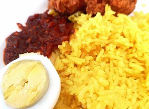 Gambar Nasi Kuning Sabah