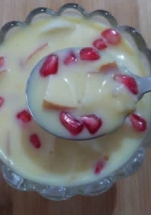 A picture of Fruit custard.