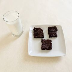 A picture of Fudge Brownies.