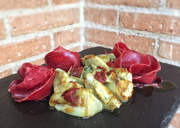 Corazones de alcachofa con cecina y ñora 💕