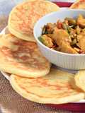 Thai Peanut Chicken dengan Naan Bread