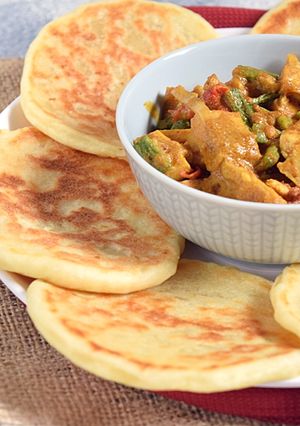 Foto resep Thai Peanut Chicken dengan Naan Bread