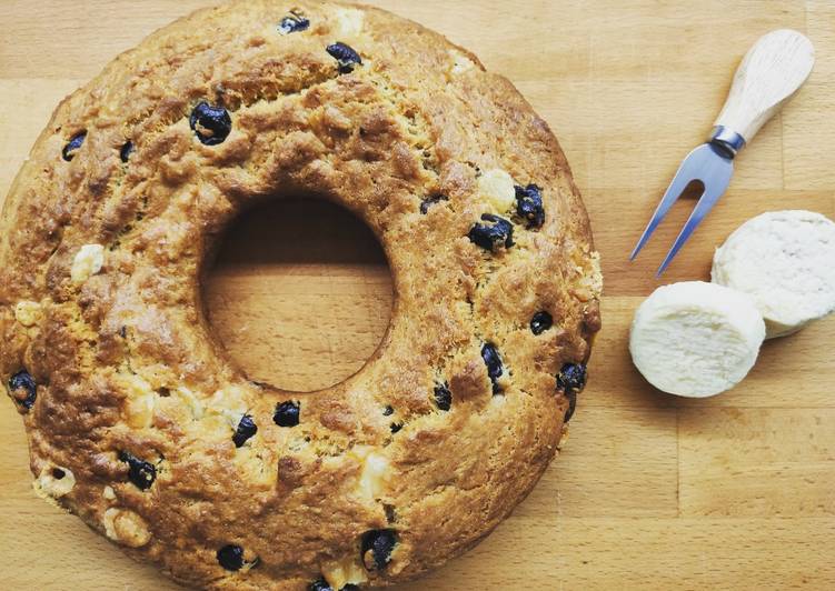 Ciambella salata delle vacanze