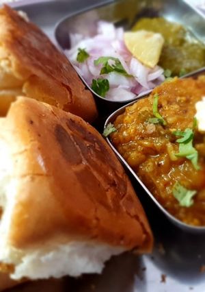 A picture of Pav Bhaji.