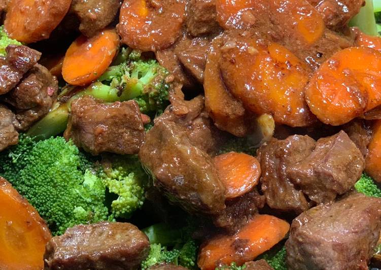 Steps to Prepare Perfect Mel’s versions of Beef and Broccoli Stir Fry