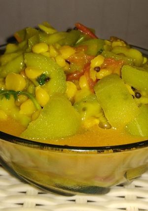 तुरई चने दाल की सब्जी (Turai chane dal ki sabzi recipe in Hindi) रेसिपी मुख्य फोटो