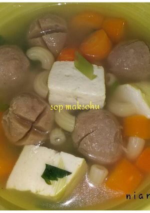 Foto resep Sop Maksohu (macaroni baso tahu)