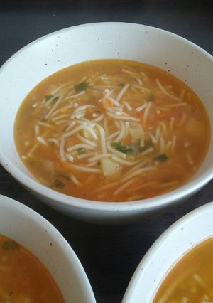 Una foto de Sopa de espaguetti cabello de ángel casera