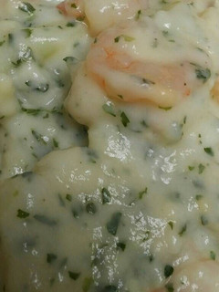 A picture of Shrimp and Cauliflower in a White Sauce.