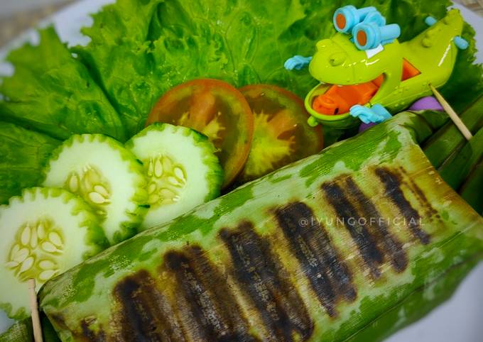 Yuk intip, Bagaimana cara membuat Nasi Bakar sambal Teri  lezat