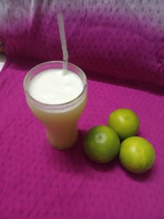 મોસંબી નો જ્યુસ (Mosambi Juice Recipe In Gujarati) રેસીપી મુખ્ય ફોટો