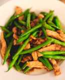 Stir-fried string beans and pork with sweet soy sauce