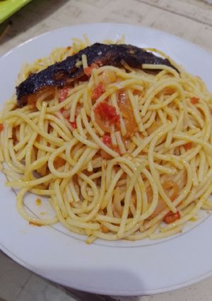 A picture of Easy student stir fry spaghetti recipe 🍝.