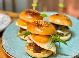Foto principal de Pan de hamburguesa con masa madre