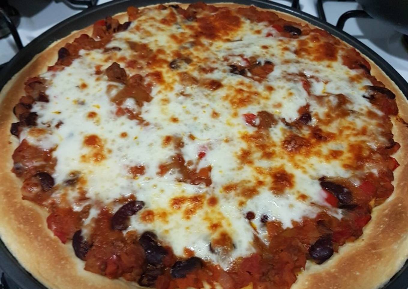 Chilli cone carne pizza