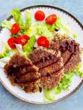 Burger vegetariani alla quinoa