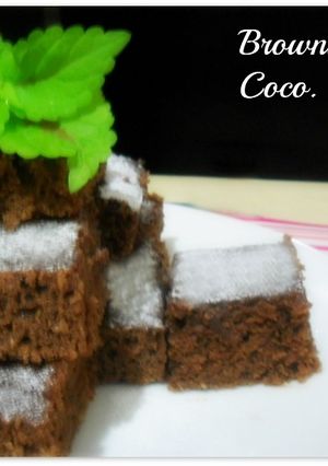 Una foto de Brownie de quinua y coco