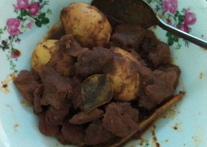 Rendang Daging Sapi dan Telur (No Santan)