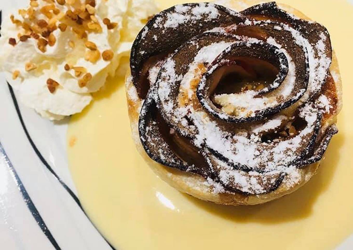 Rose feuilletée aux Pommes à la Cannelle