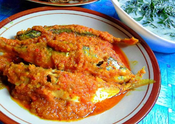 Resep Ikan Kembung Bumbu Bali Oleh Yuniasri I M - Cookpad