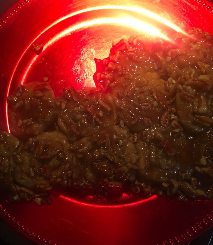 A picture of Quick pecan rolls.