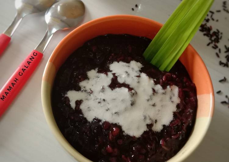 Bubur ketan hitam