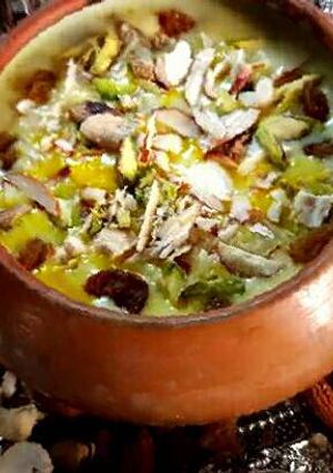 केसरी साबूदाना खीर (Kesri sabudana kheer recipe in hindi) रेसिपी मुख्य फोटो