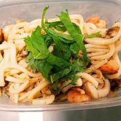 A picture of Seafood Yaki Udon.