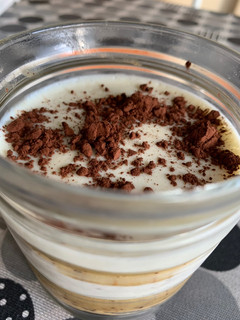 Una foto de Vaso cheesecake a capas de kiwi 🥝🥝