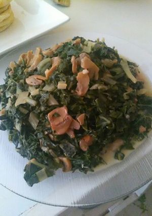 A picture of #charityrecipe. Spinach with mushrooms.