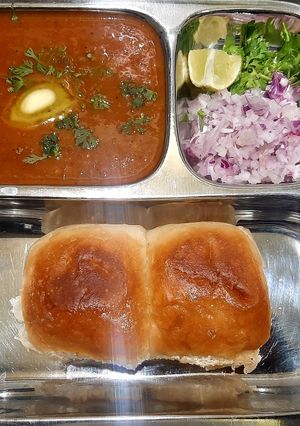 A picture of Pav Bhaji.