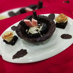 A picture of Choco-Brownie Bowl.