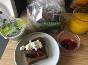Una foto de frambuesas desayuno