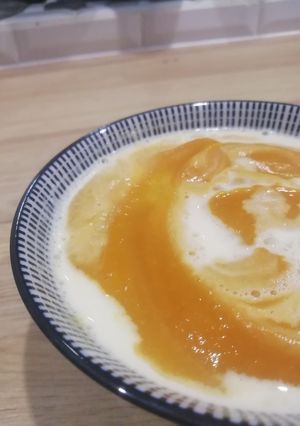 Une photo de Soupe de panais / potimarron / Radis meat